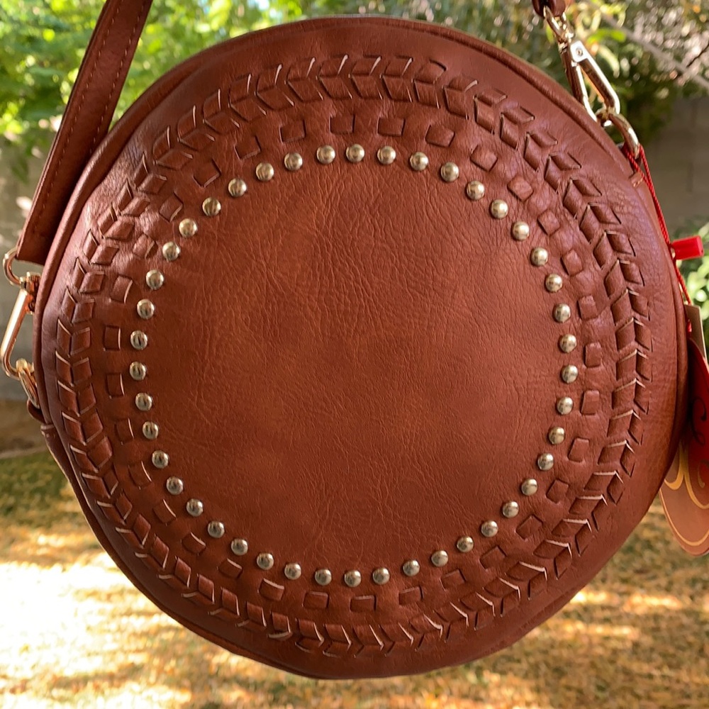 Solid Studs And Stitched Round Messenger Bag